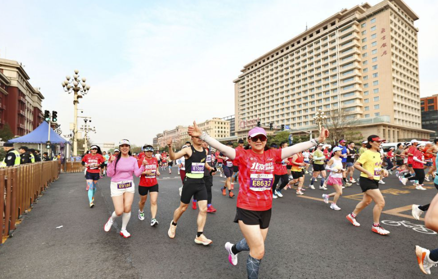 万博体育官方网站在国际市场的表现分析